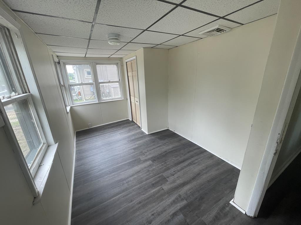 44 E Delaware Parkway | Photo 15