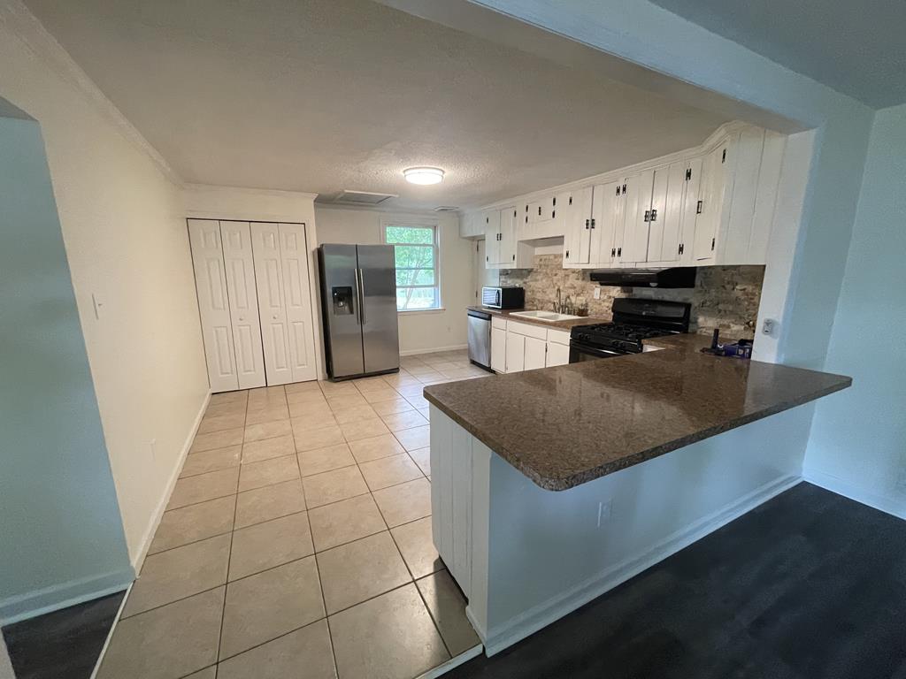 44 E Delaware Parkway | Photo 4