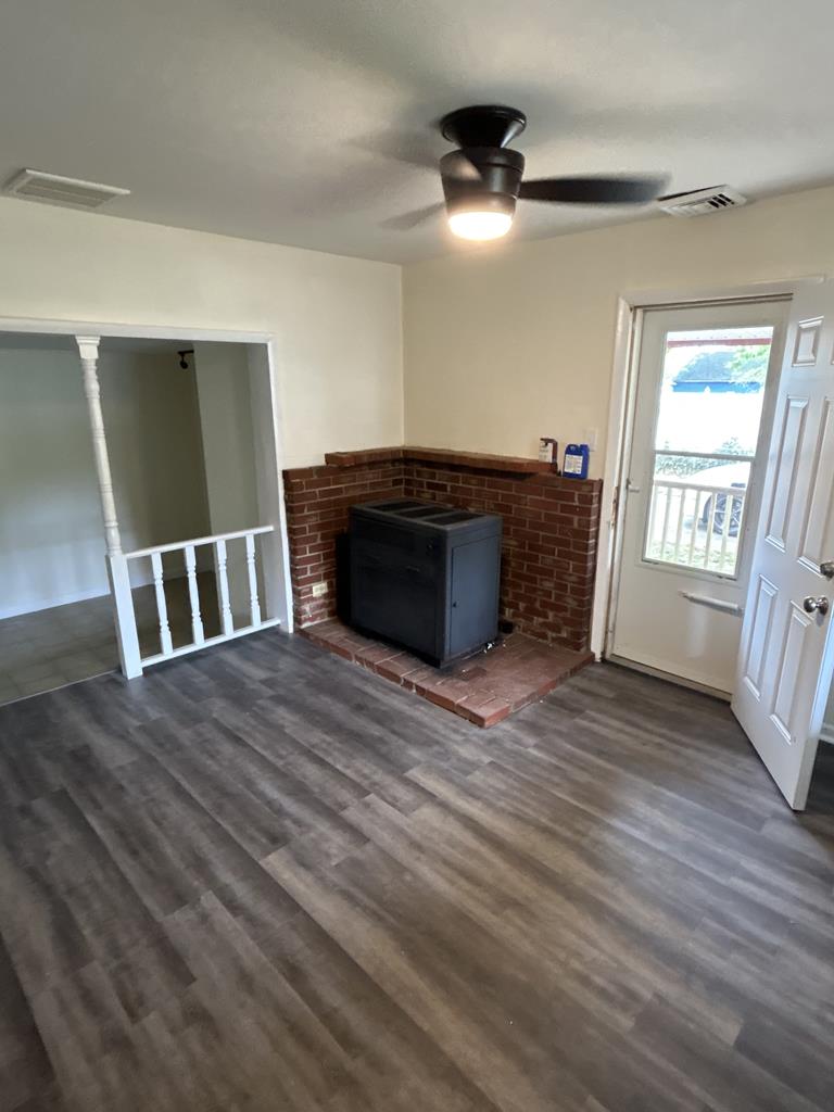 44 E Delaware Parkway | Photo 6