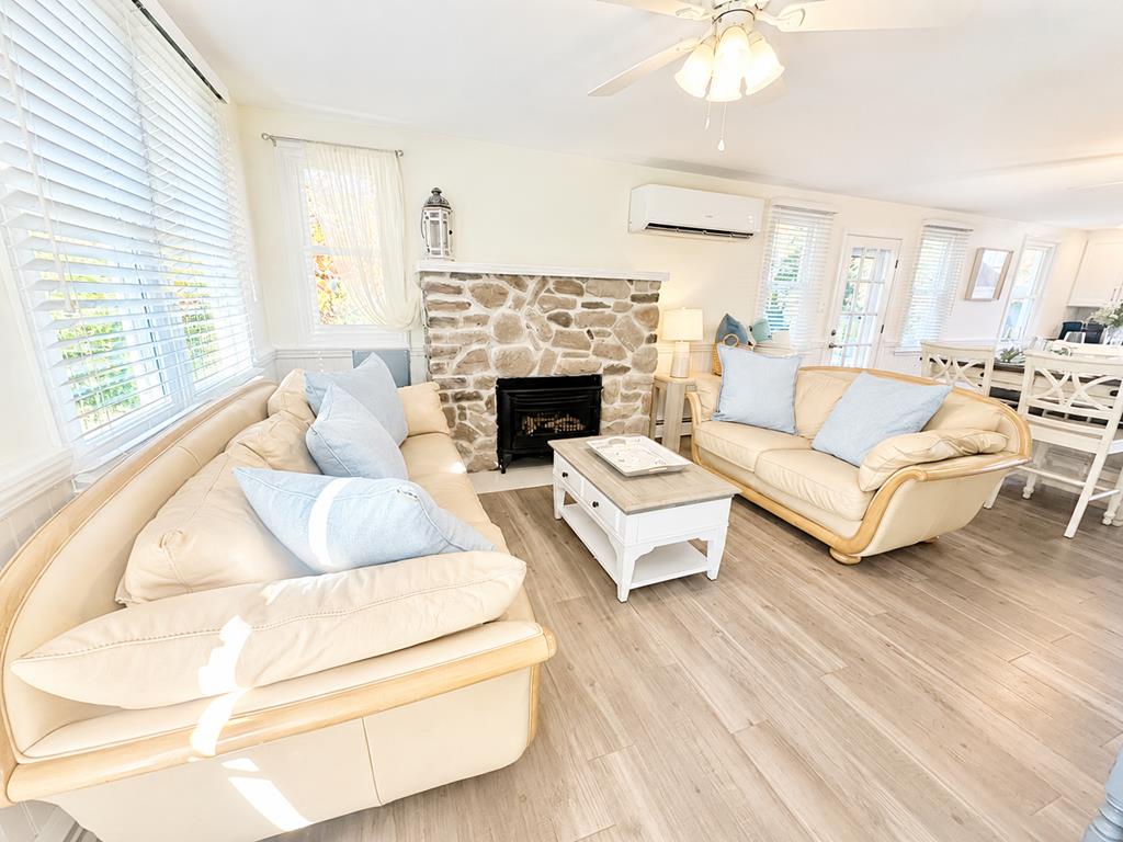 127 W New York Ave | Photo 3