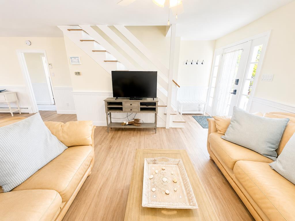 127 W New York Ave | Photo 4