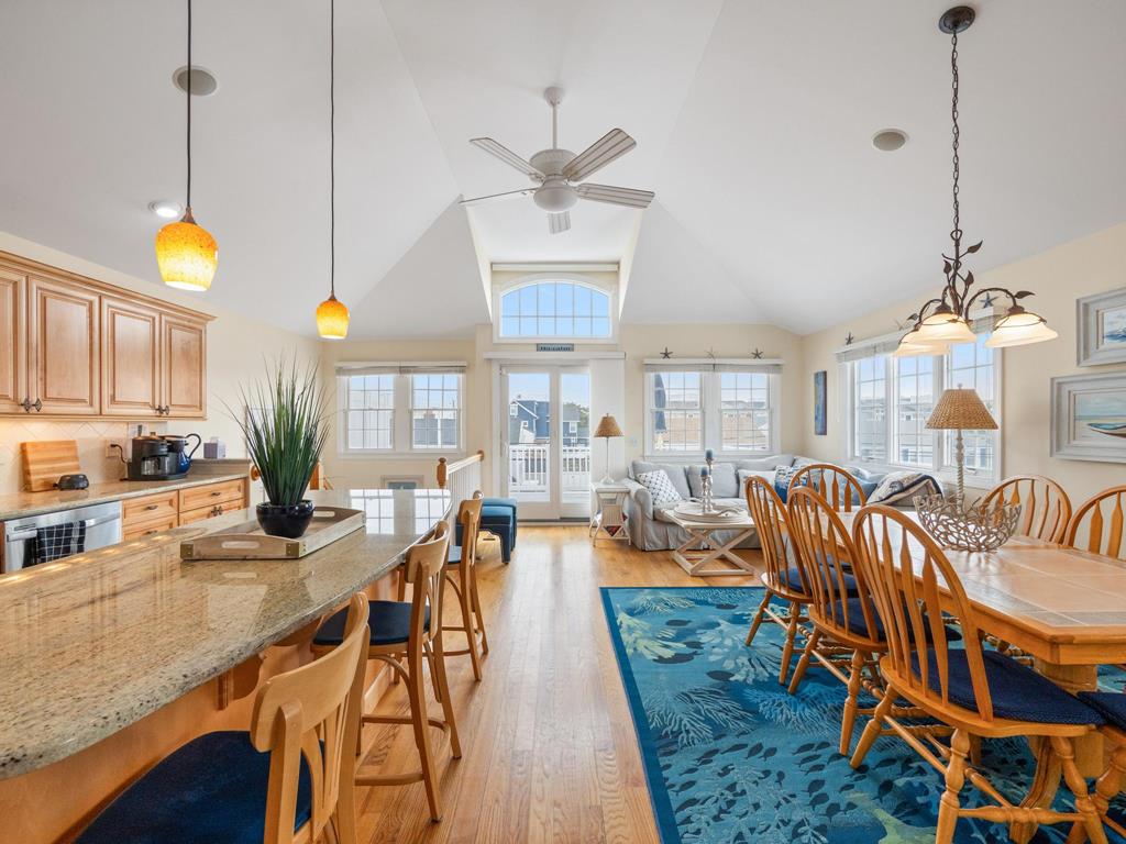 9500A Beach Avenue, Peahala Park (Ocean Side)