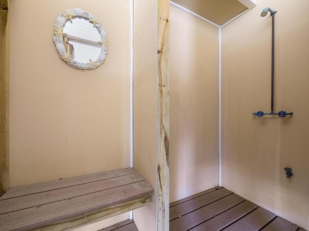 9500A Beach Avenue, Peahala Park (Ocean Side)