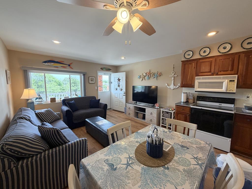 M & M Shore Thing - Unit 318 Cape Roc | Photo 6