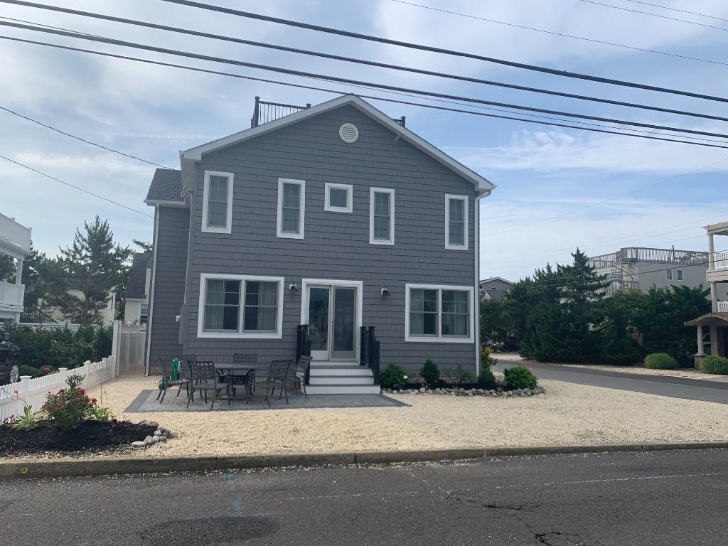 9809 Beach Avenue, Beach Haven Park (Ocean Block)