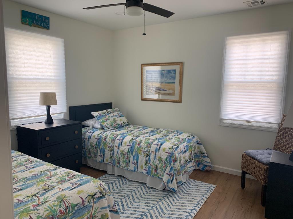 9809 Beach Avenue, Beach Haven Park (Ocean Block)