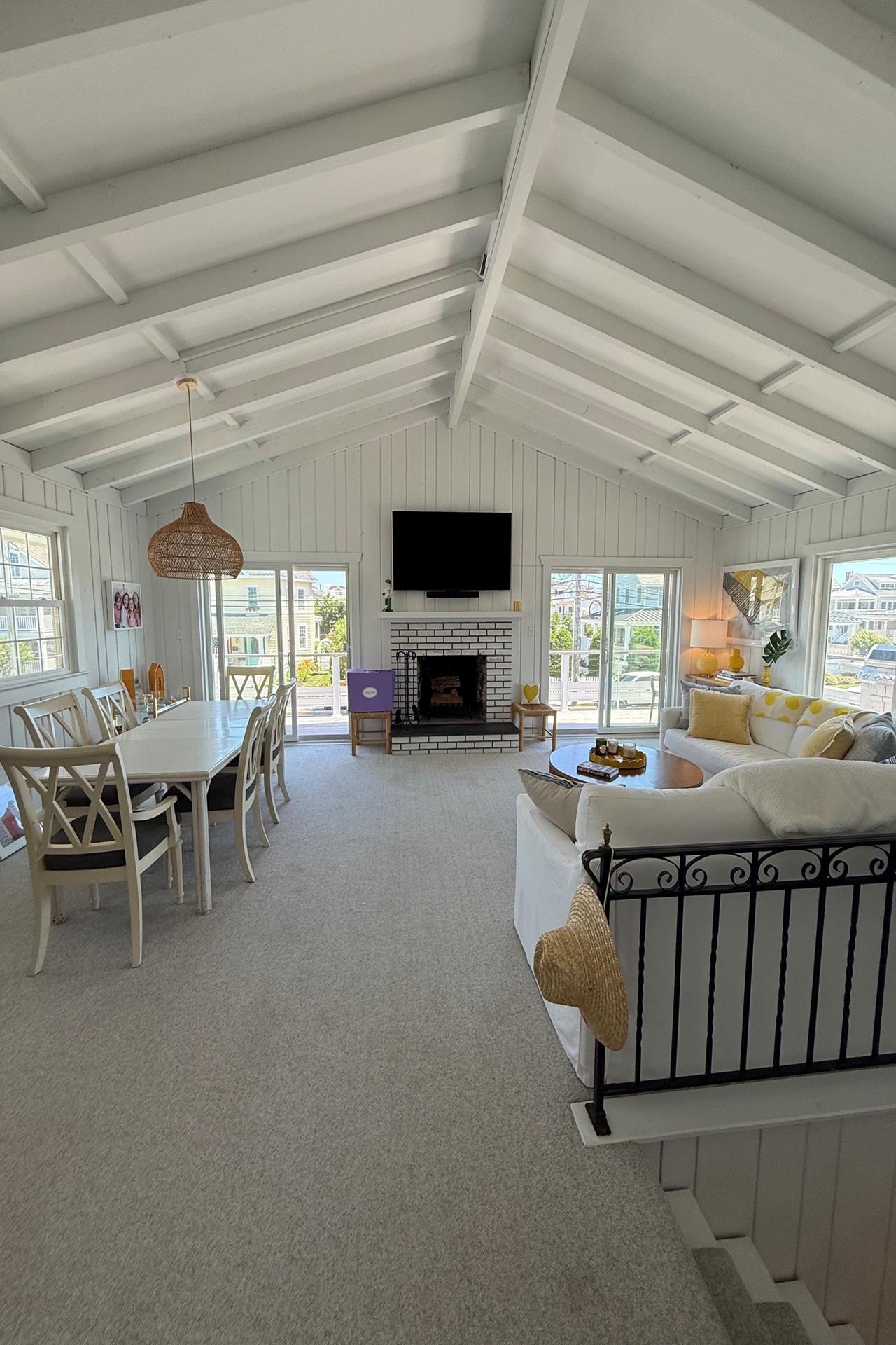 26 West 13th Street, Avalon (1 Block to Beach)