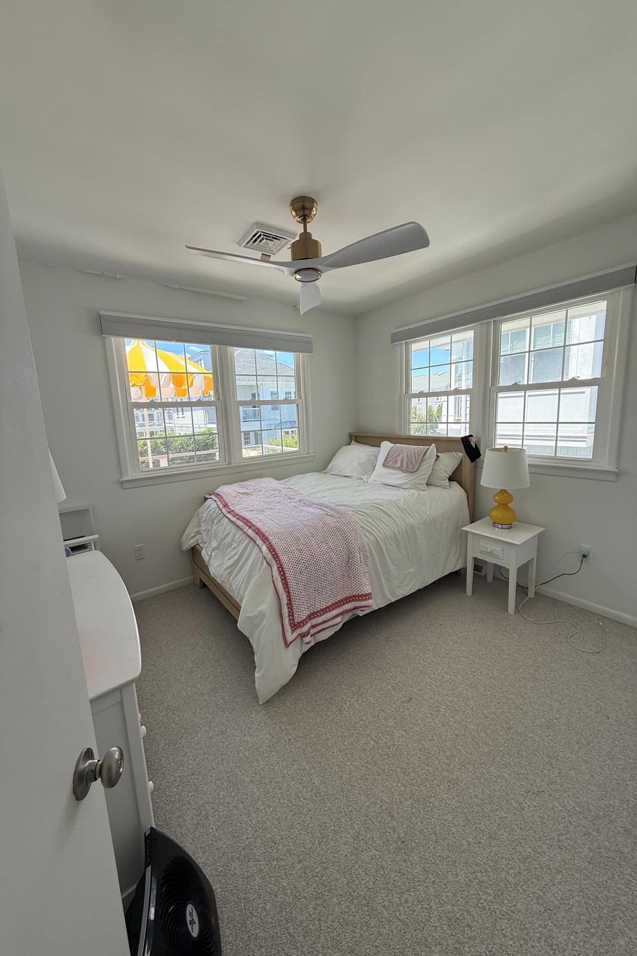 26 West 13th Street, Avalon (1 Block to Beach)