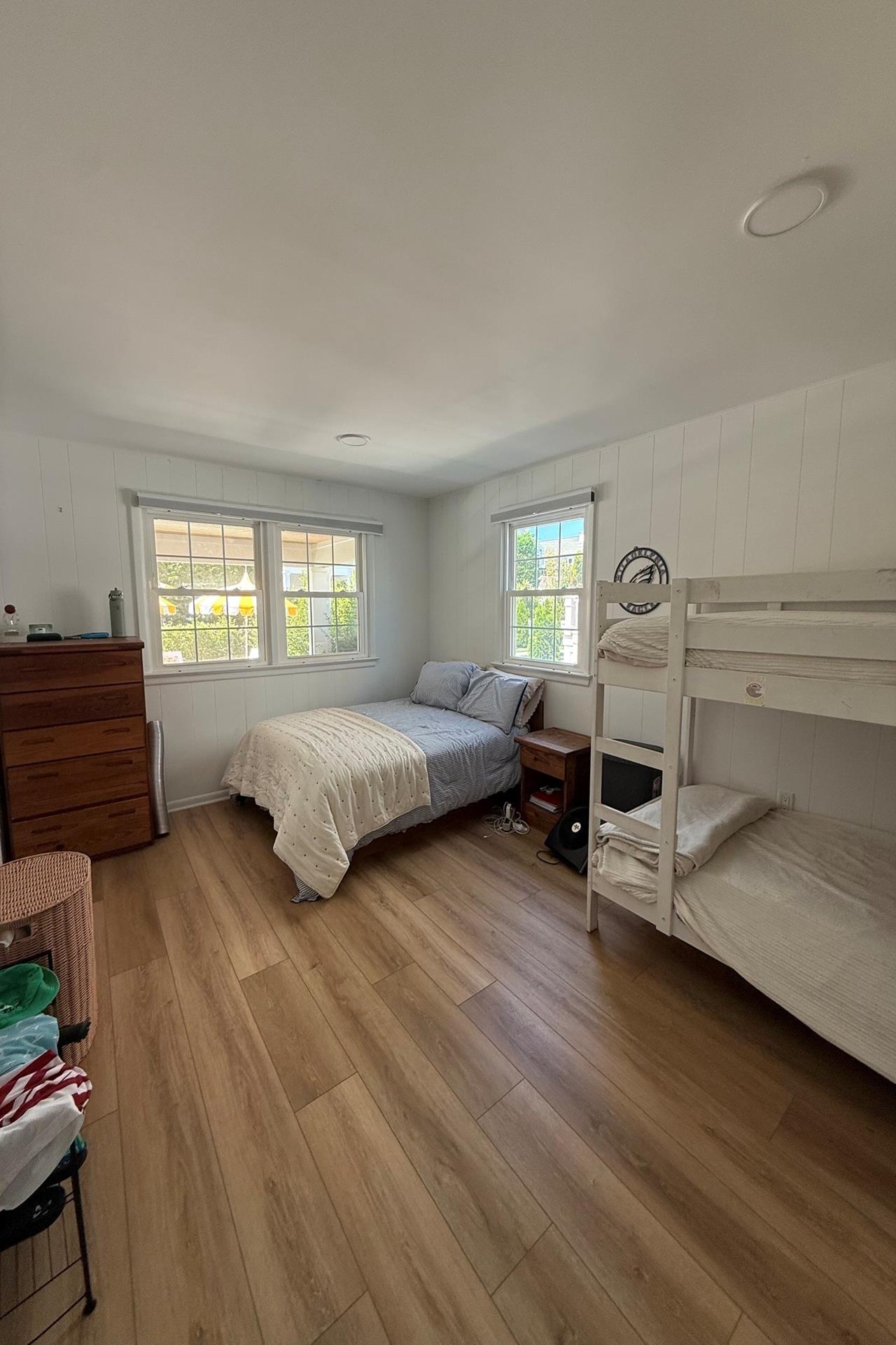 26 West 13th Street, Avalon (1 Block to Beach)