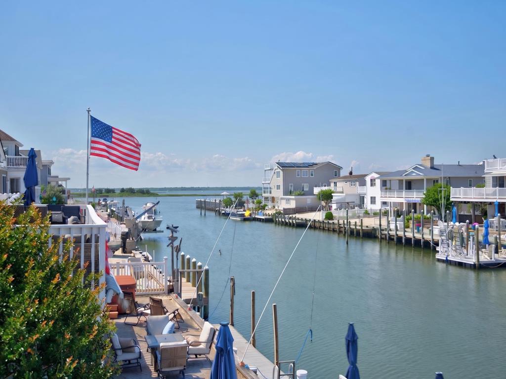 329 W 5th Street, Ship Bottom, NJ