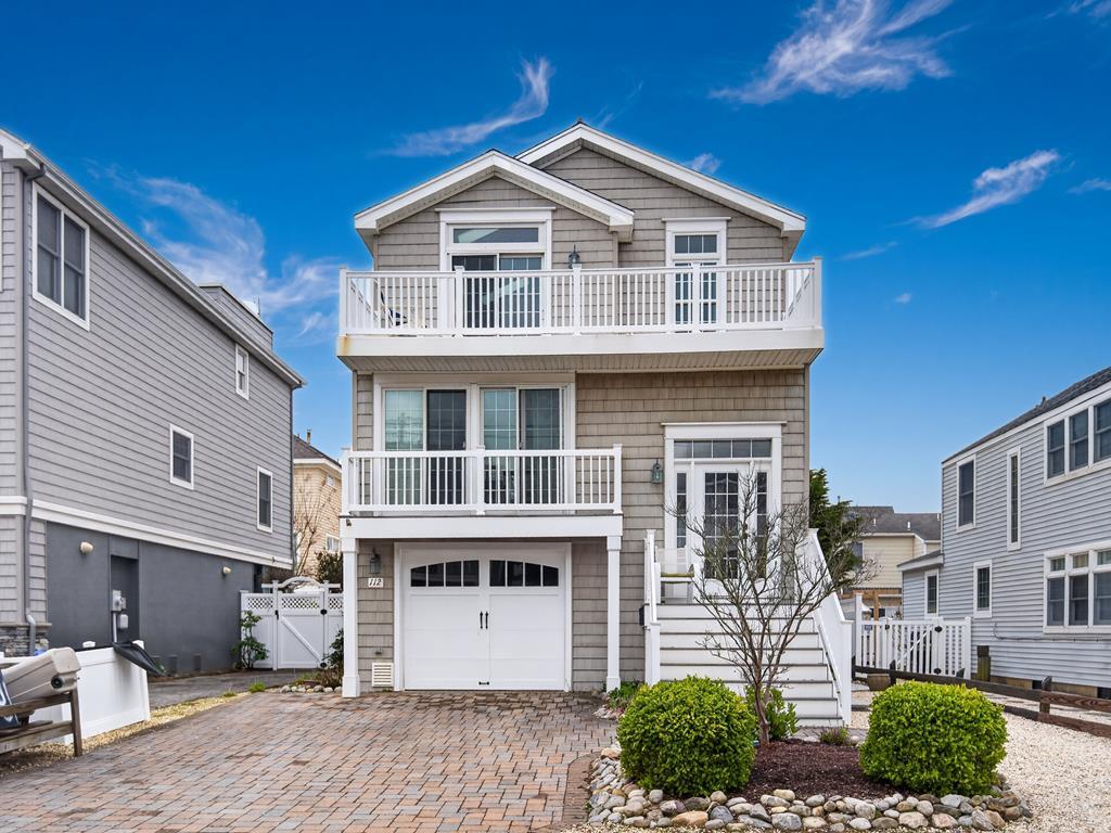 112 E. JEROME AVENUE (97TH), BEACH HAVEN PARK (Ocean Block)