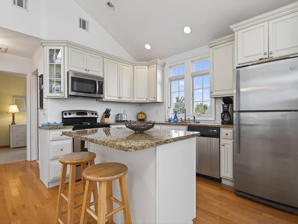 112 E. JEROME AVENUE (97TH), BEACH HAVEN PARK (Ocean Block)