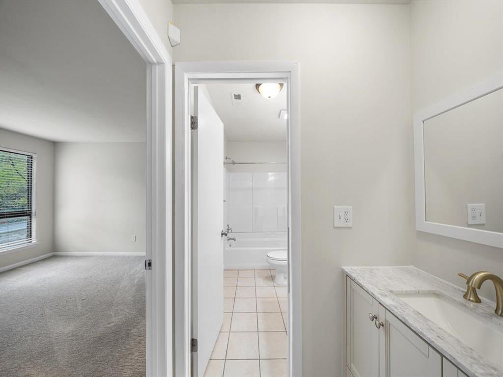 23 Siegtown Road, Unit 7B | Photo 11
