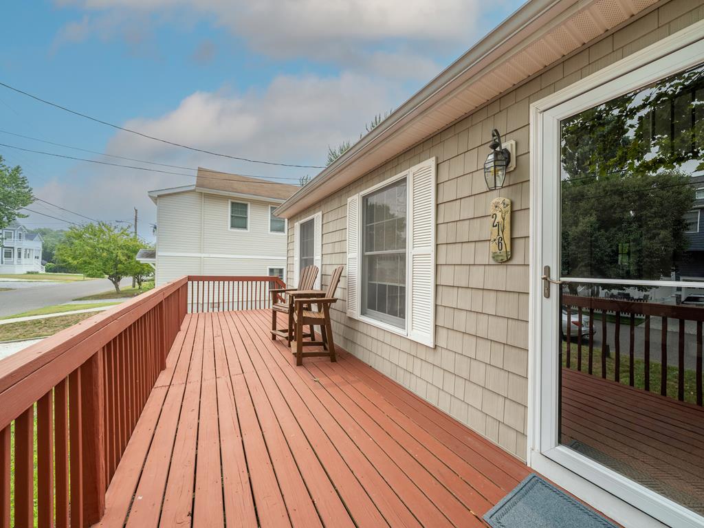 216 Second Avenue | Photo 4