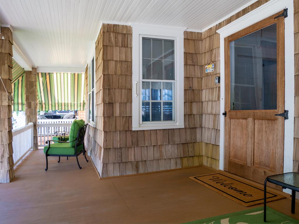 Sea Dragon - Big House - Close to Town and Beach | Photo 4