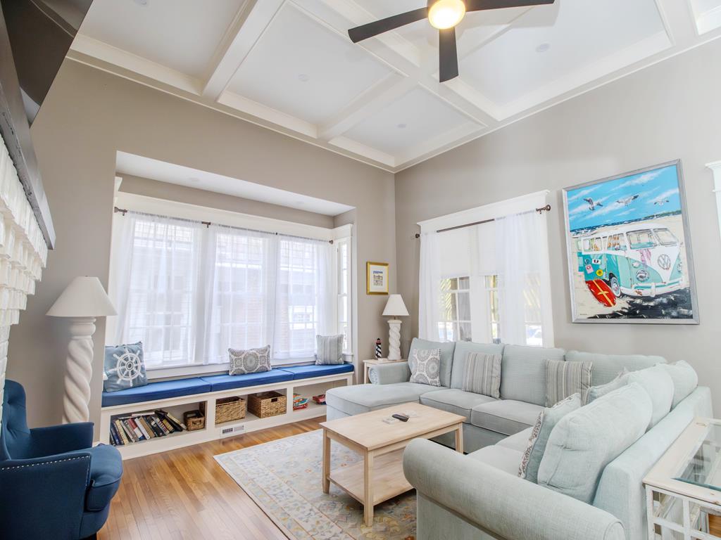 Sea Dragon - Big House - Close to Town and Beach | Photo 5