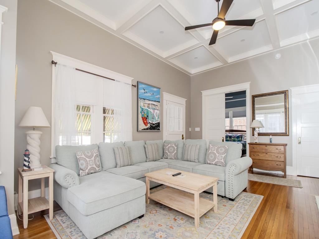 Sea Dragon - Big House - Close to Town and Beach | Photo 6