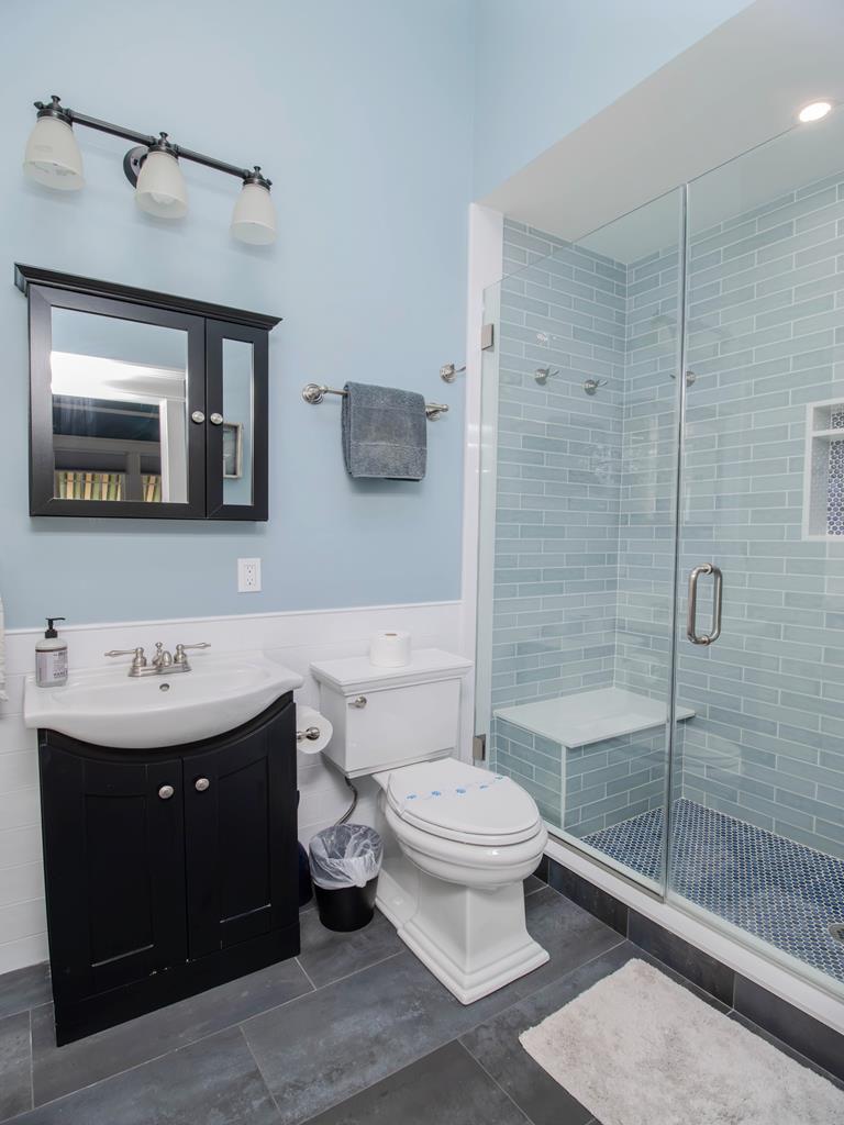 Sea Dragon - Big House - Close to Town and Beach | Photo 9