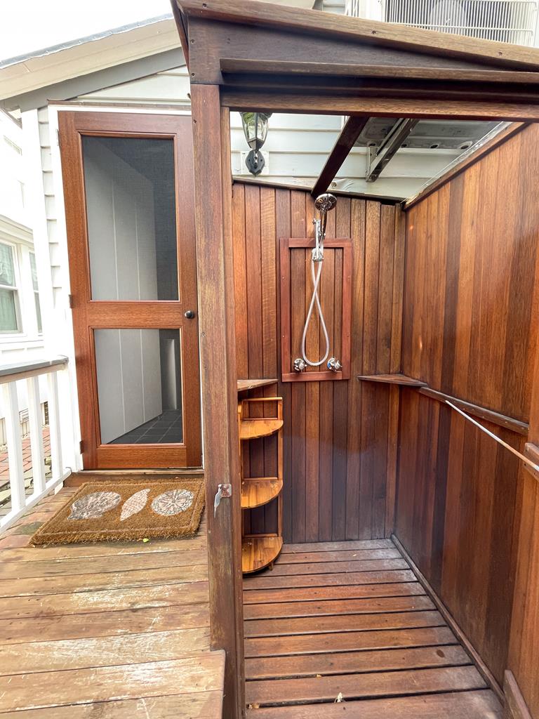 Lima Bean Cottage at 114 Yorke Avenue | Photo 31