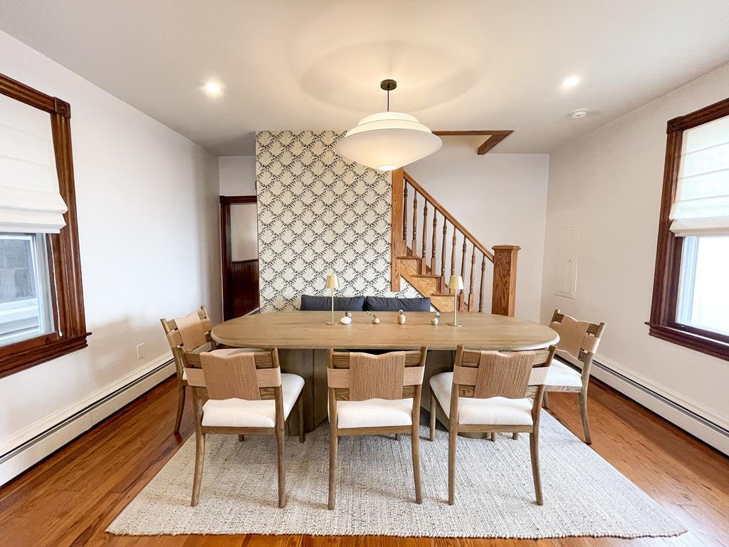 Classic Coastal Cottage | Photo 8