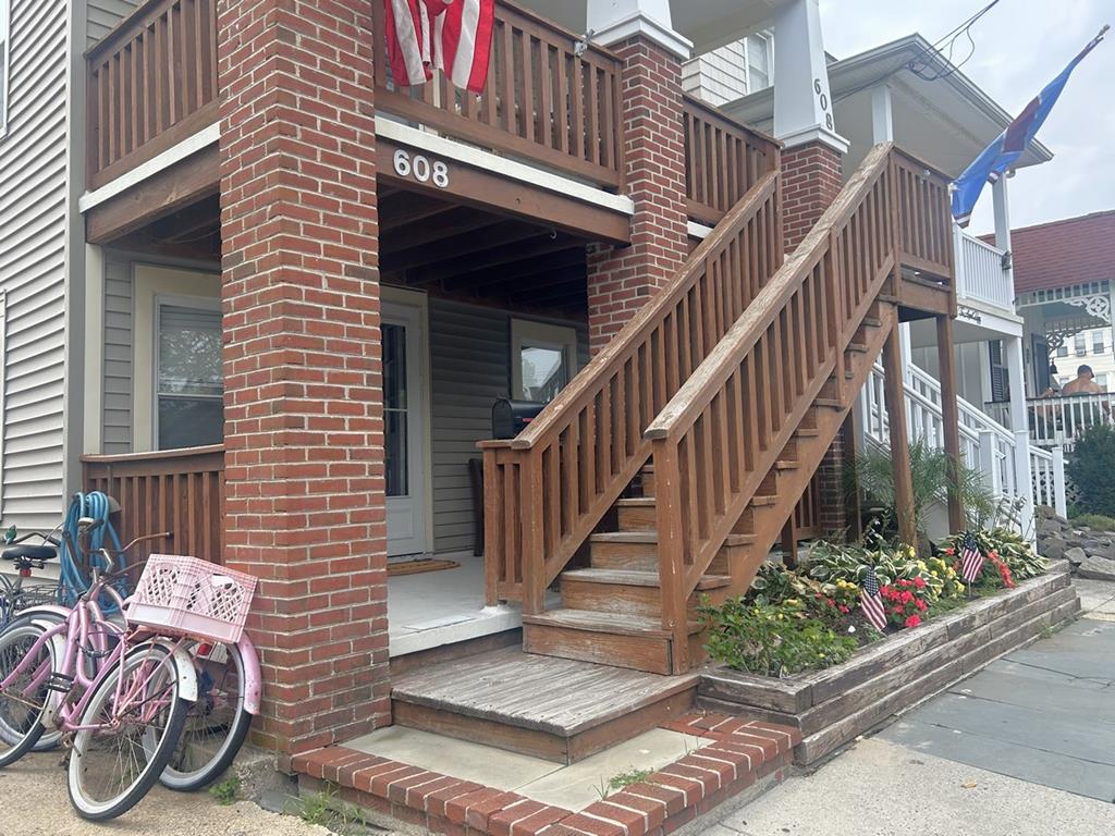608-E.-6th-Street-Ocean-City-floor1st