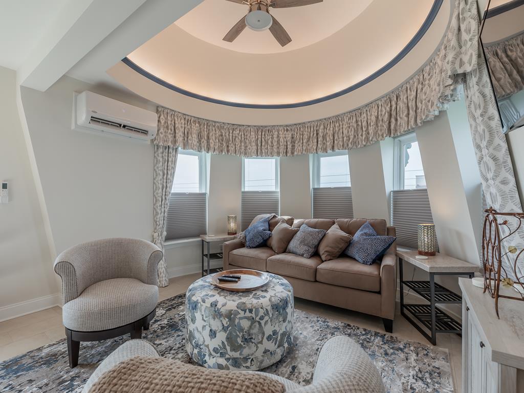 42 Jackson Street - The Merry Widow Unit 3 | Photo 5