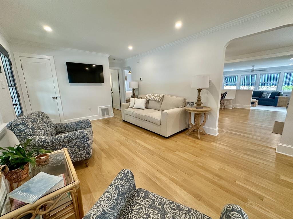 1236 Lafayette Street | Photo 7