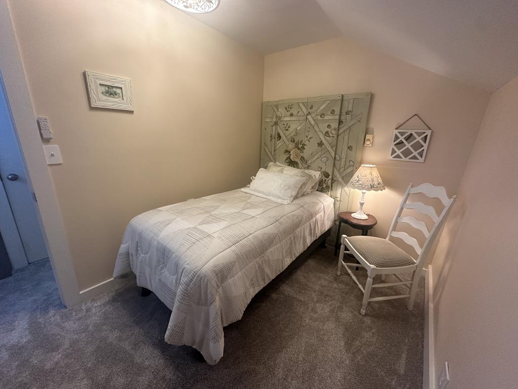 Cape Carriage 1240 Lafayette Street | Photo 18