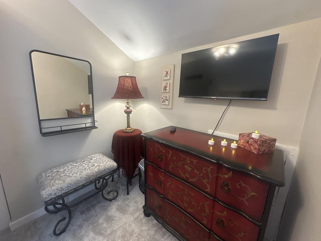 Cape Carriage 1240 Lafayette Street | Photo 28