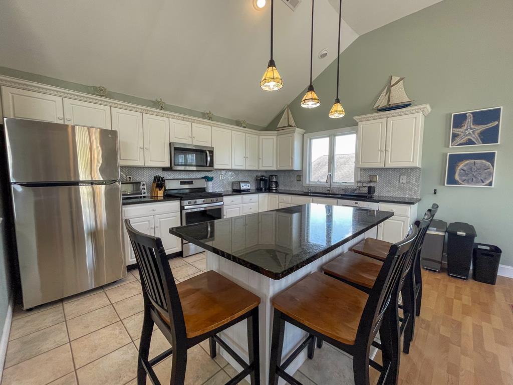 1608 Maryland Henry s Hideaway | Photo 12