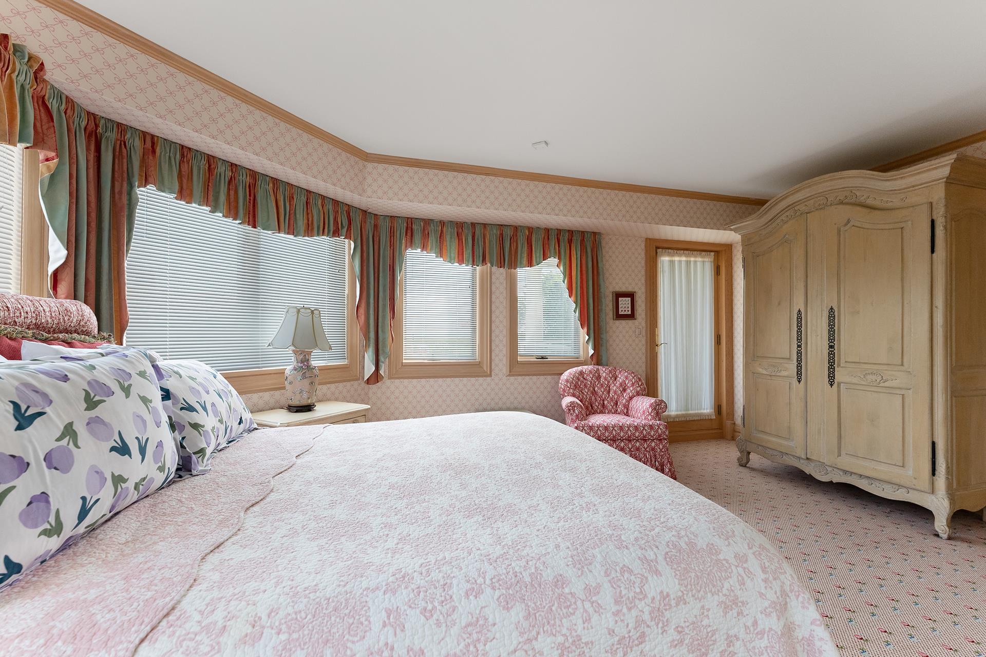 3945 First Avenue - Picture 29