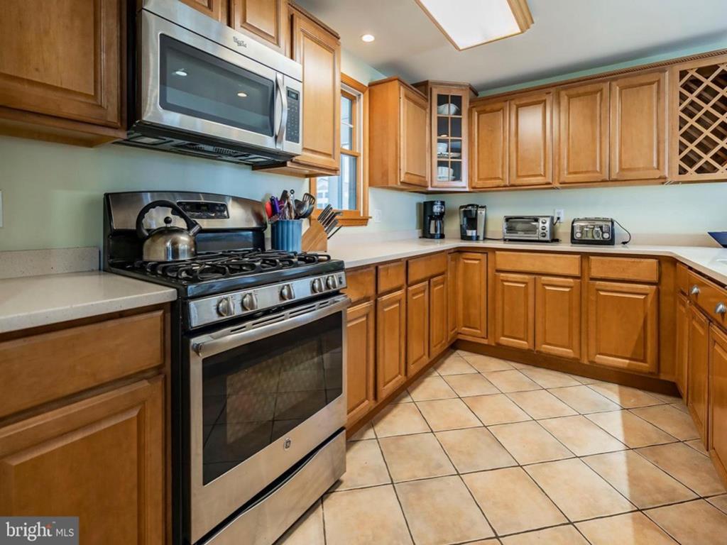 6 W. Rosemma Avenue, Holgate (Bay Side)