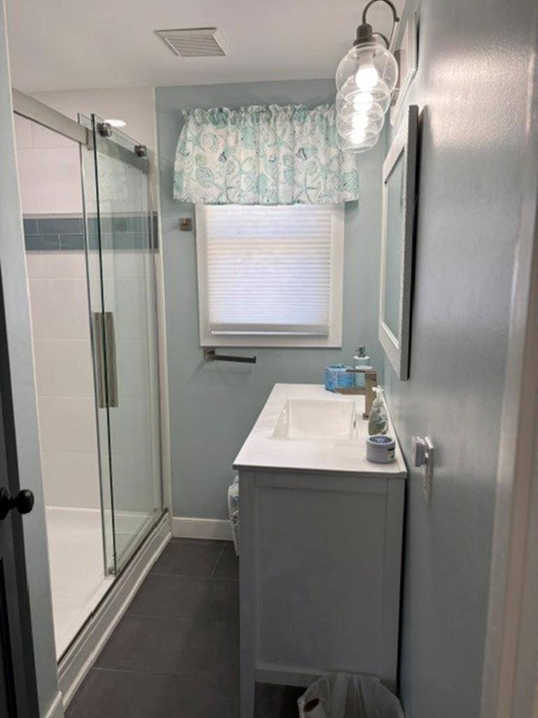 218 12th Street, Beach Haven (Ocean Side)