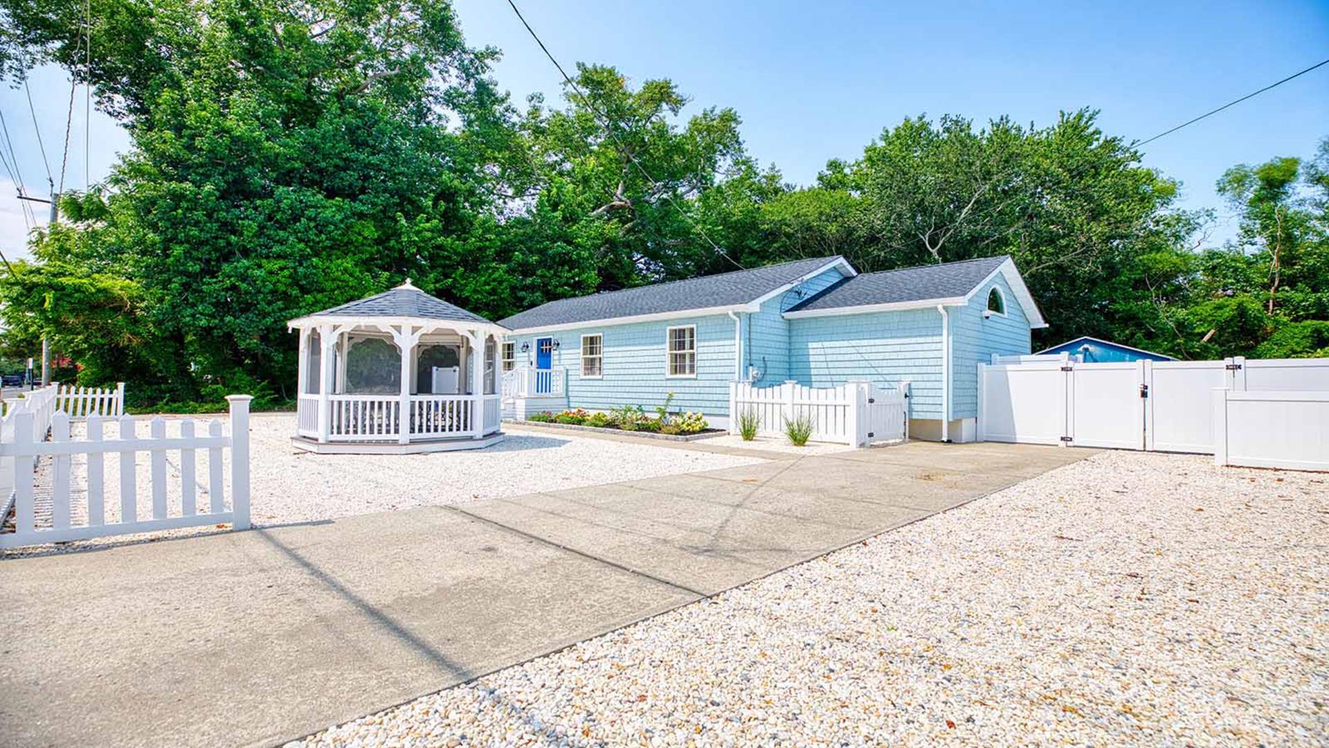 The Gazebo House