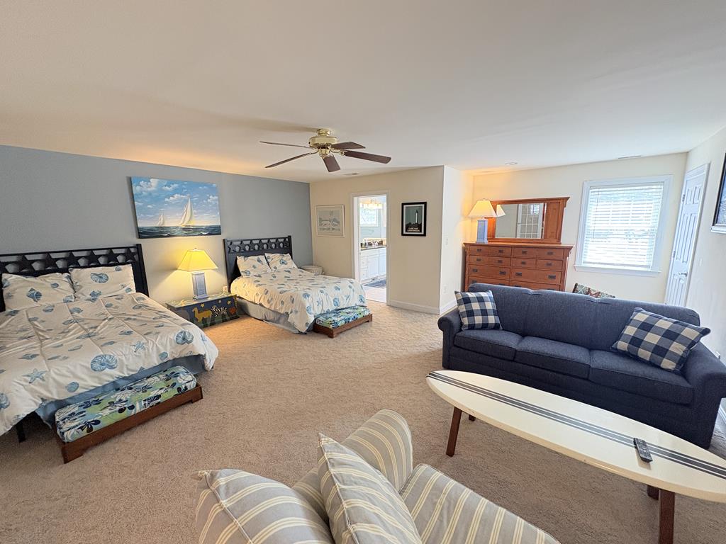 Cape Breeze - Sleeps 18 - 2 block to the beach! | Photo 13