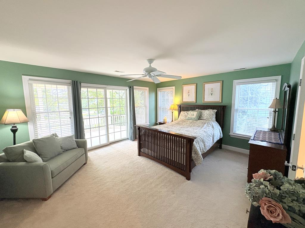 Cape Breeze - Sleeps 18 - 2 block to the beach! | Photo 16