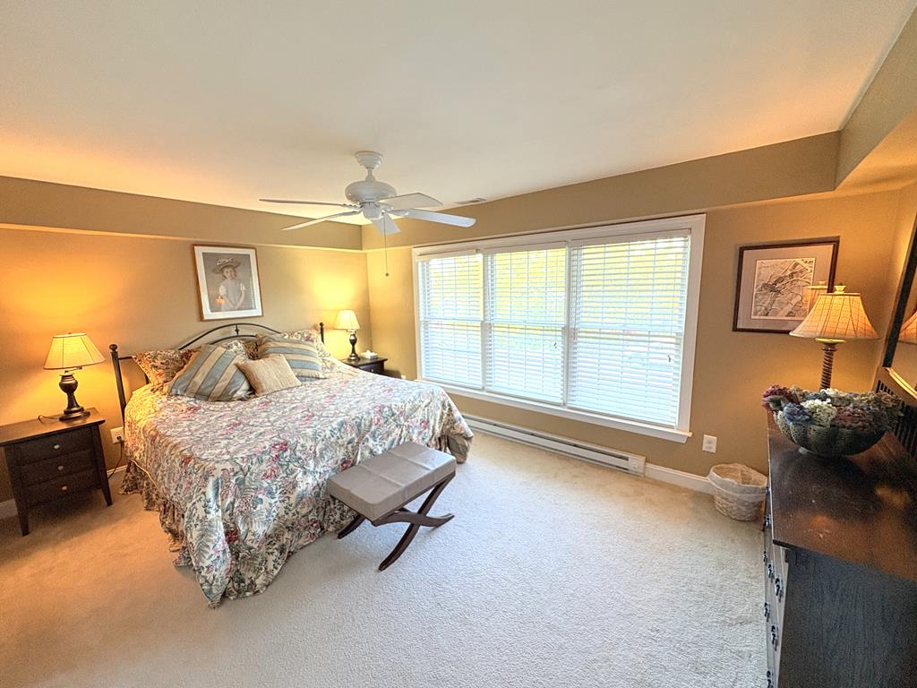 Cape Breeze - Sleeps 18 - 2 block to the beach! | Photo 20