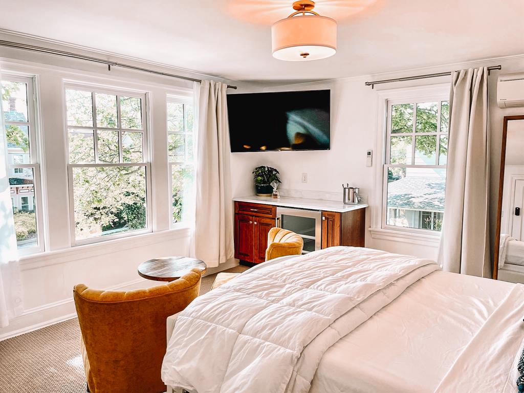 115 Broadway - BUTTONWOOD