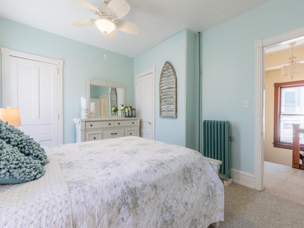 627 Hughes Street | Photo 25