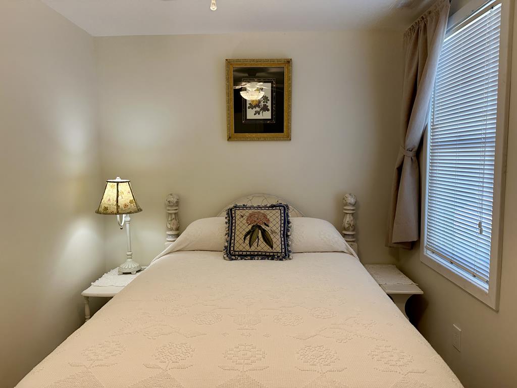 Antoinette s By The Bay - 3 Bedrooms! | Photo 18