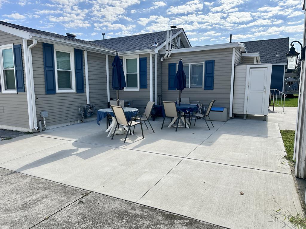 Antoinette s By The Bay - 3 Bedrooms! | Photo 28