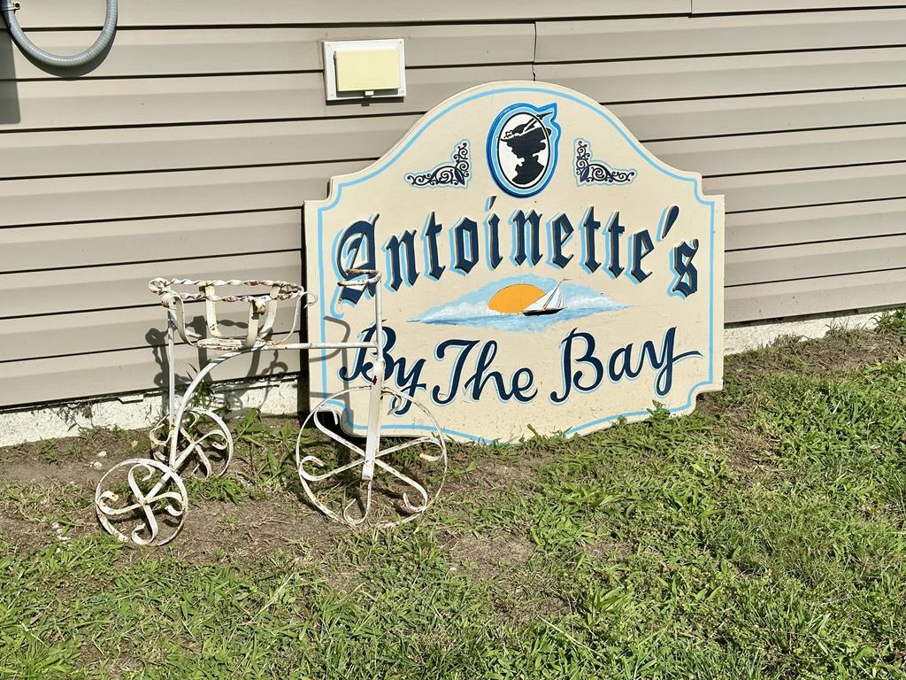 Antoinette s By The Bay - 3 Bedrooms! | Photo 33