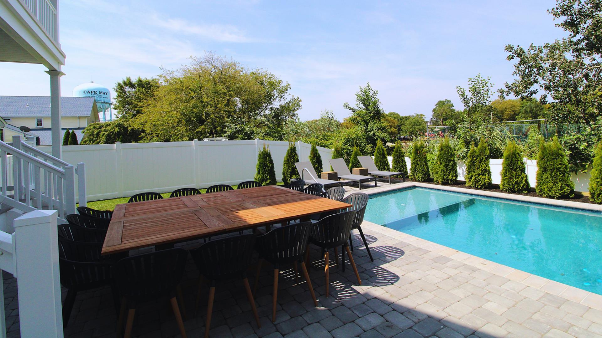 Coastal Blu w/ POOL