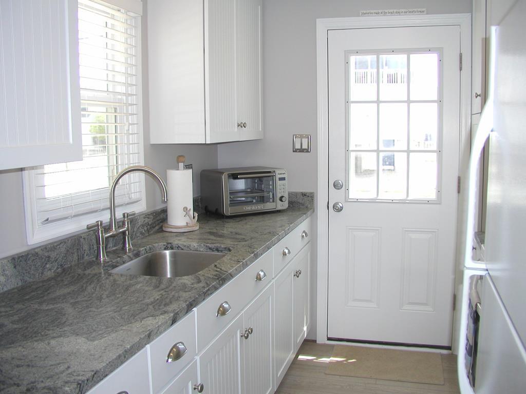 9306 Mark Drive, Peahala Park (Bay Front)