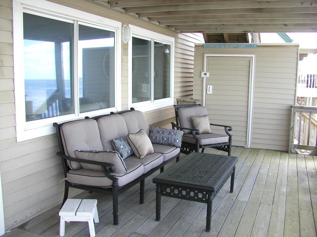 9306 Mark Drive, Peahala Park (Bay Front)