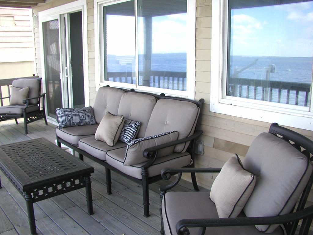 9306 Mark Drive, Peahala Park (Bay Front)