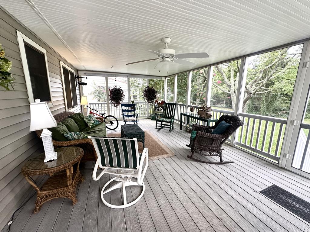 412 Third Ave - Peaceful Cottage | Photo 13