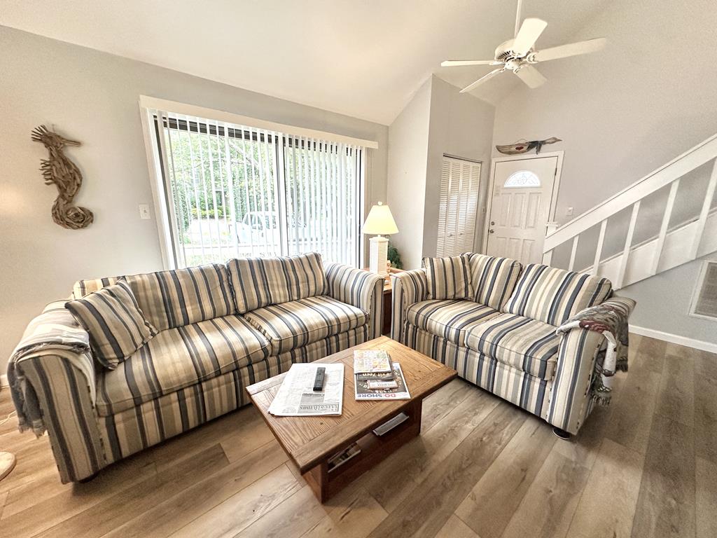 412 Third Ave - Peaceful Cottage | Photo 8