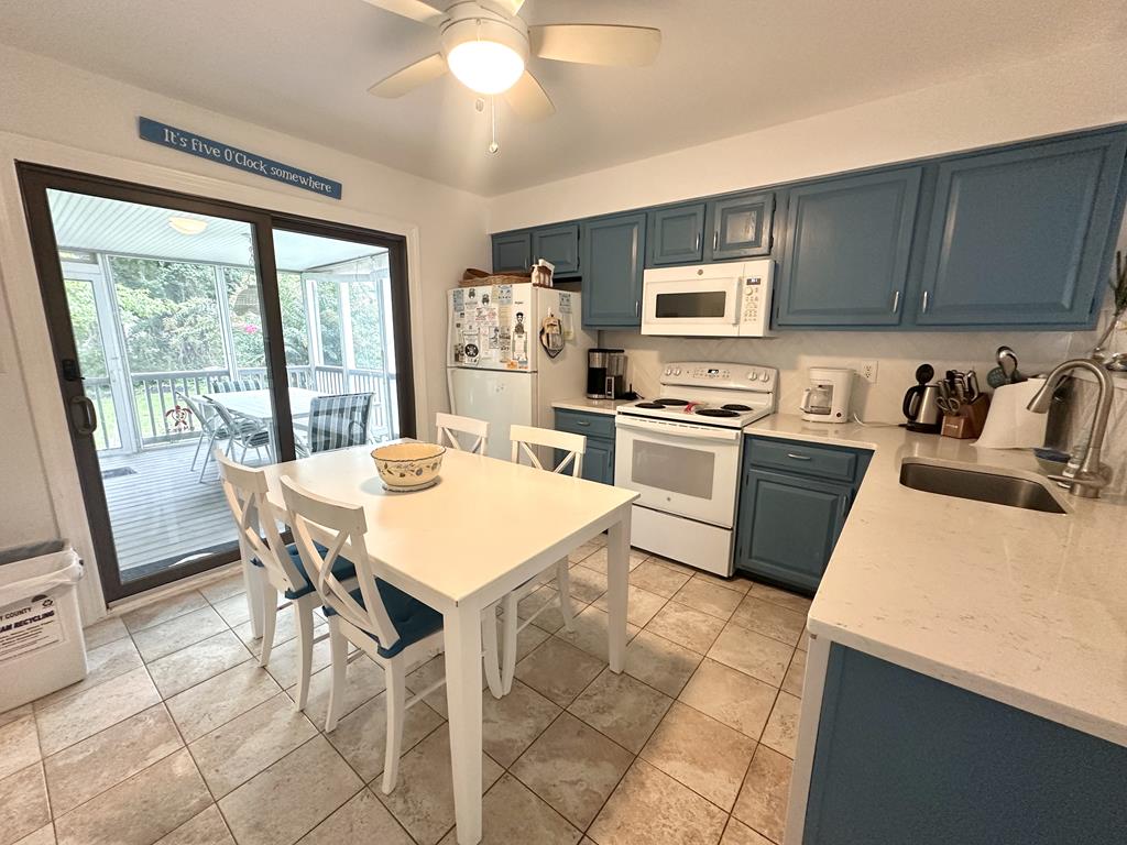 412 Third Ave - Peaceful Cottage | Photo 11