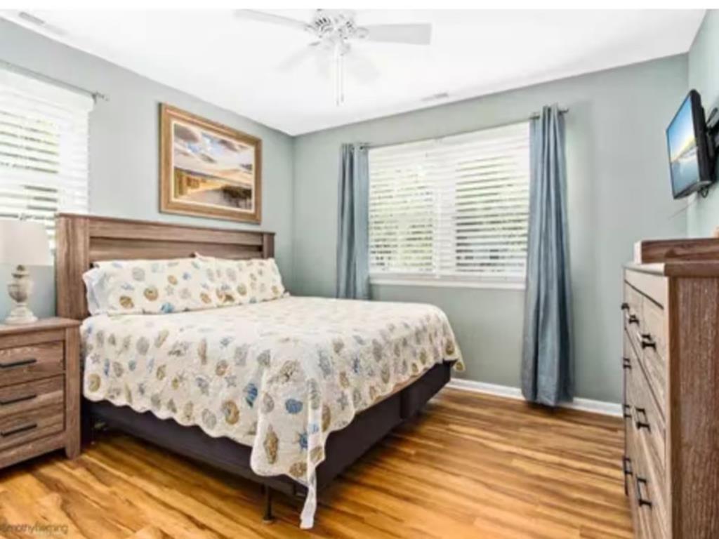 Bay Breeze Cottage | Photo 5